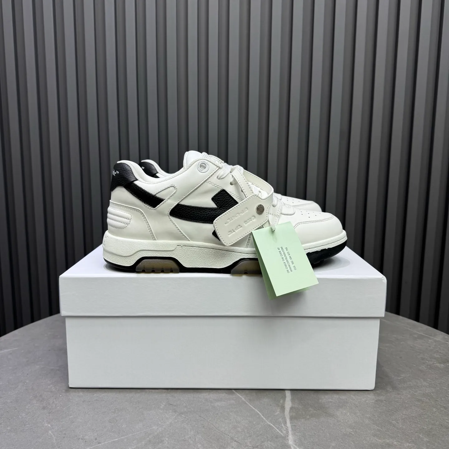 P620 OFF WHITE⚡️Couple model⚡️35-40 women’s model 39-46 men’s model